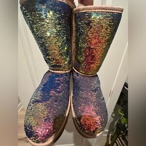Mermaid UGGS!
